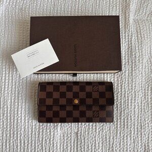 !! SOLD !! LOUIS VUITTON Sarah Damier Ebene Wallet